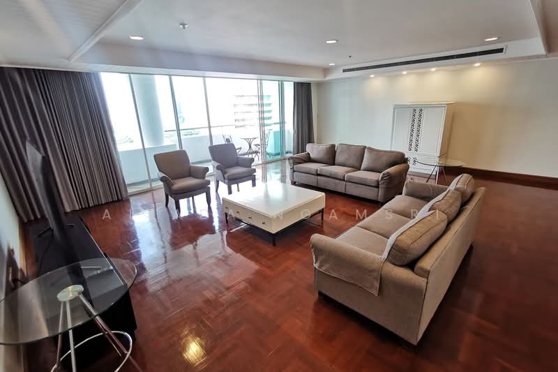 Kallista Mansion, Bangkok, 64 Soi Sukhumvit 11, Khlongtoei Nua, Watthana, Bangkok, 3 Bedrooms, 315 sqm, Condo For Sale, by Ailada Ngamsri, 500354560 - DDproperty.com