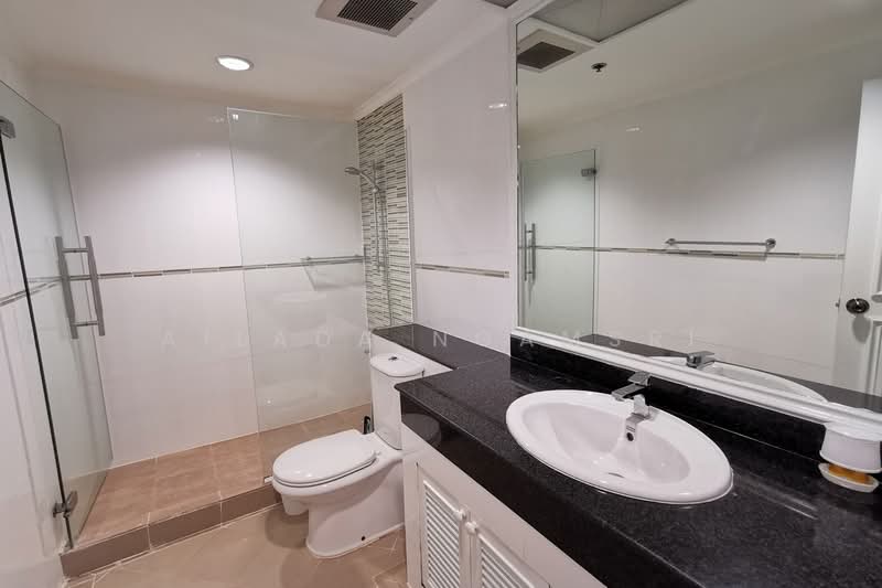 Kallista Mansion, Bangkok, 64 Soi Sukhumvit 11, Khlongtoei Nua, Watthana, Bangkok, 3 Bedrooms, 315 sqm, Condo For Sale, by Ailada Ngamsri, 500354560 - DDproperty.com
