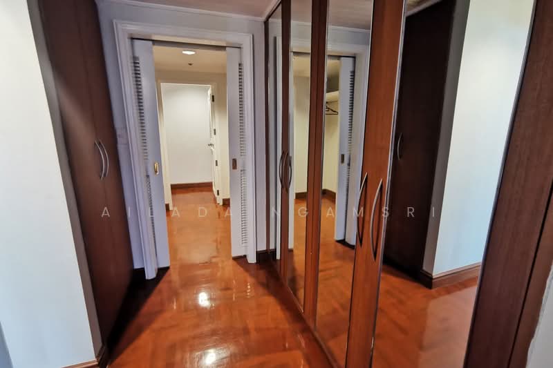 Kallista Mansion, Bangkok, 64 Soi Sukhumvit 11, Khlongtoei Nua, Watthana, Bangkok, 3 Bedrooms, 315 sqm, Condo For Sale, by Ailada Ngamsri, 500354560 - DDproperty.com