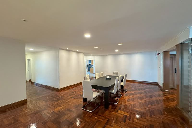 Kallista Mansion, Bangkok, 64 Soi Sukhumvit 11, Khlongtoei Nua, Watthana, Bangkok, 3 Bedrooms, 315 sqm, Condo For Sale, by Ailada Ngamsri, 500354572 - DDproperty.com
