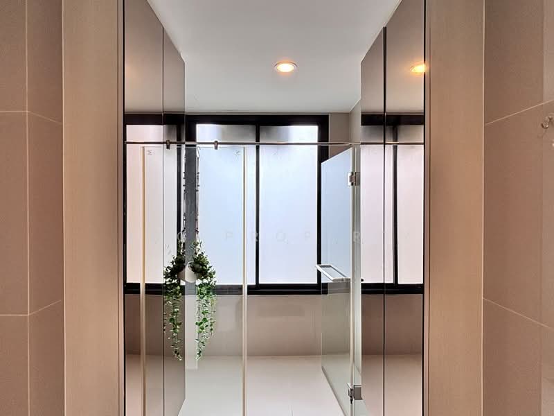 Noble Above Wireless-Ruamrudee, Bangkok, Wireless Road, Lumphini, Pathum Wan, Bangkok, 3 Bedrooms, 123 sqm, Condo For Sale, by TRC Property, 500354580 - DDproperty.com