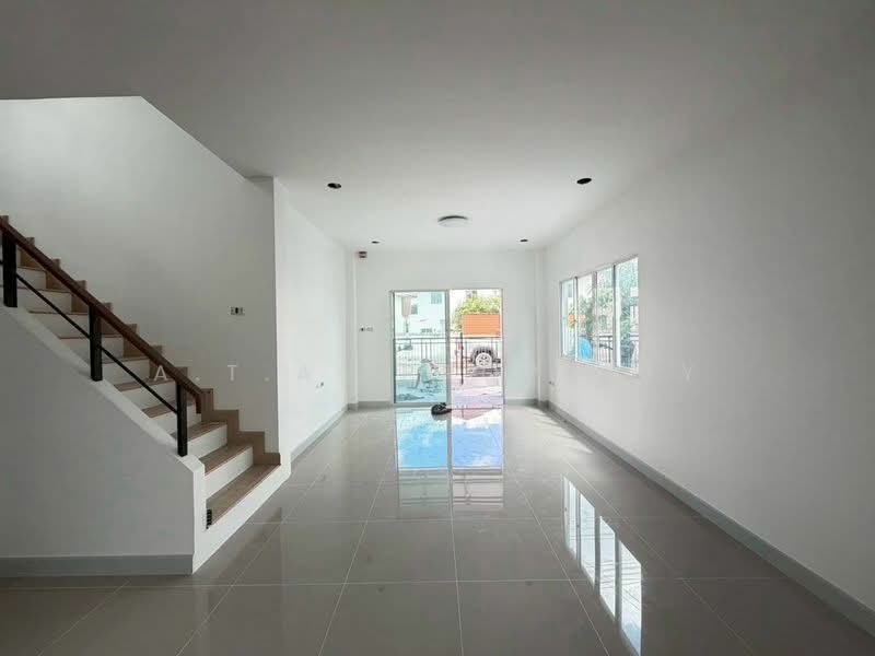 Tada Town Aura, Chon Buri (Pattaya), Nong - Kham, Si Racha, Chon Buri (Pattaya), 3 Bedrooms, 47 sqm, Single Detached House For Sale, by A.T.A. Property, 500354581 - DDproperty.com
