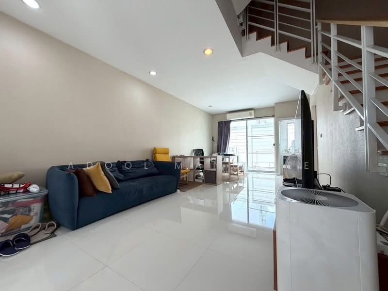Baan Klang Muang Kaset-Nawamin : บ้านกลางเมือง เกษตร-นวมินทร์, กรุงเทพ, ซอยนวมินทร์ 70 แยก 11-2, คลองกุ่ม, บึงกุ่ม, กรุงเทพ, 175 ตร.ม., ทาวน์เฮ้าส์ ขาย, โดย Adool Manusdee, 500354588 - DDproperty.com