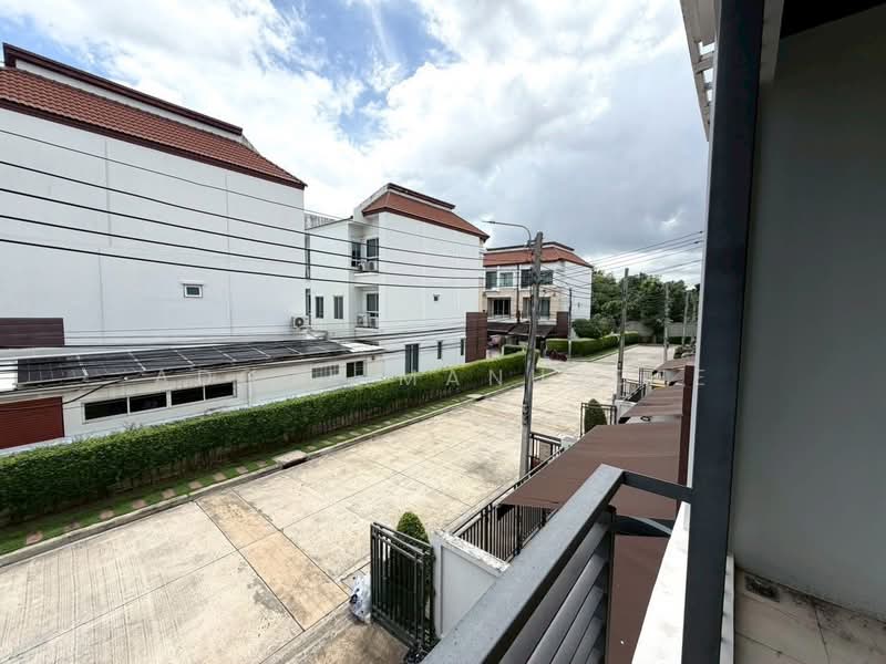 Baan Klang Muang Kaset-Nawamin : บ้านกลางเมือง เกษตร-นวมินทร์, กรุงเทพ, ซอยนวมินทร์ 70 แยก 11-2, คลองกุ่ม, บึงกุ่ม, กรุงเทพ, 175 ตร.ม., ทาวน์เฮ้าส์ ขาย, โดย Adool Manusdee, 500354588 - DDproperty.com