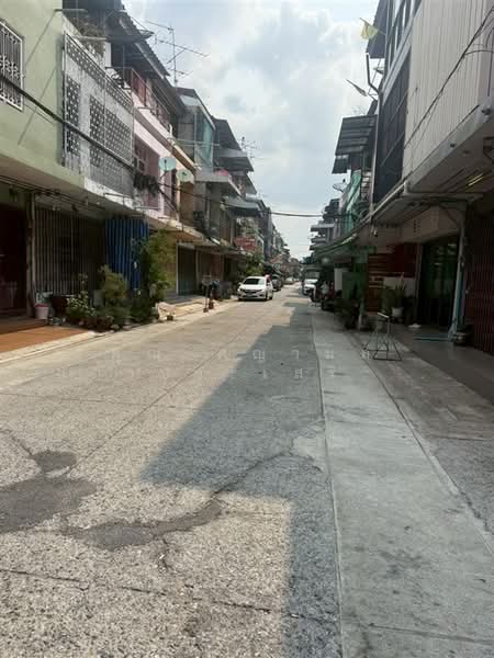 อาคารพาณิชย์ 3 ชั้น 14 ตร.ว. อาคารพาณิชย์ ซอยสุขุมวิท95 ถนนสุขุมวิท, กรุงเทพ, ถนนสุขุมวิท, บางจาก, พระโขนง, กรุงเทพ, 180 ตร.ม., ตึกแถว-อาคารพาณิชย์ ขาย, โดย คุณ ศญามล แก้วประเสริฐ (แจง), 500354604 - DDproperty.com