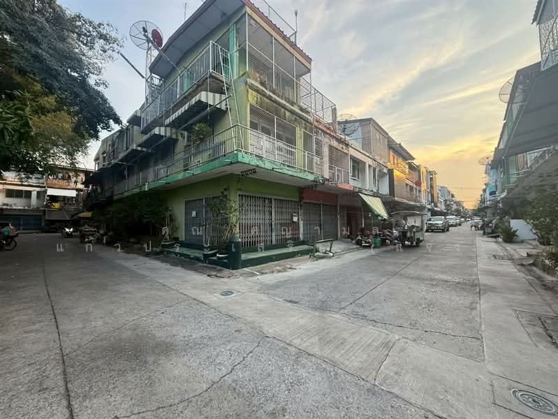 อาคารพาณิชย์ 3 ชั้น 14 ตร.ว. อาคารพาณิชย์ ซอยสุขุมวิท95 ถนนสุขุมวิท, Bangkok, ถนนสุขุมวิท, Bang Chak, Phra Khanong, Bangkok, , 180 sqm, Shophouse For Sale, by คุณ ศญามล แก้วประเสริฐ (แจง), 500354604 - DDproperty.com