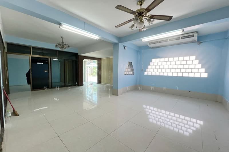 หมู่บ้านปั้นทอง 3 (ลาดปลาเค้า 76 แยก3-14), Bangkok, Anusaowari, Bang Khen, Bangkok, 4 Bedrooms, 164 sqm, Single Detached House For Sale, by ชนะชาติ นนท์ตา, 500354617 - DDproperty.com