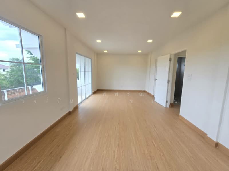 Chaiyaphruek Butsarin Khlong 2, Pathum Thani, Khu Khot, Lam Luk Ka, Pathum Thani, 3 Bedrooms, 180 sqm, Single Detached House For Sale, by นภัสศรณ์ วงศ์สินไทยกร (นันท์), 500354619 - DDproperty.com