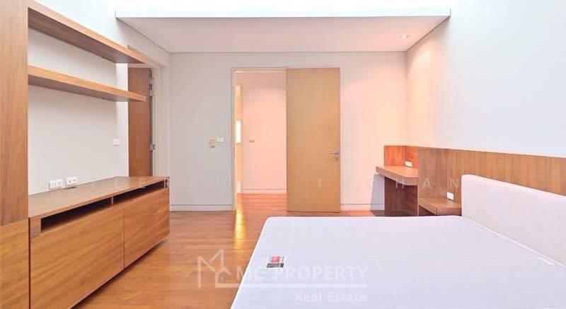 Domus 16, Bangkok, 19 Soi Sukhumvit 16, Khlong Toei, Bangkok, 2 Bedrooms, 165 sqm, Condo For Rent, by Teeranop Inchan, 500354620 - DDproperty.com