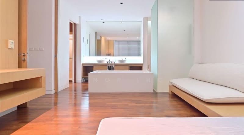 Domus 16, Bangkok, 19 Soi Sukhumvit 16, Khlong Toei, Bangkok, 2 Bedrooms, 165 sqm, Condo For Rent, by Teeranop Inchan, 500354620 - DDproperty.com