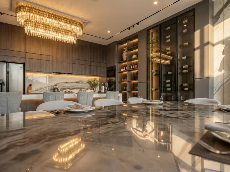Luxury Pool Villa for Sale East Pattaya Chak Nok Lake View, Chon Buri (Pattaya), Bang Lamung, Bang Lamung (Pattaya), Chon Buri (Pattaya), 5 Bedrooms, 820 sqm, Villa For Sale, by PLC real estate, 500354640 - DDproperty.com