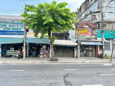ขาย - ทาวน์เฮ้าส์ 2 ชั้น 19.1 ตร.ว. ทาวน์เฮ้าส์ แยกสวนสยาม ตรงข้ามอมอรินี่ ถนนรามอินทรา, กรุงเทพ