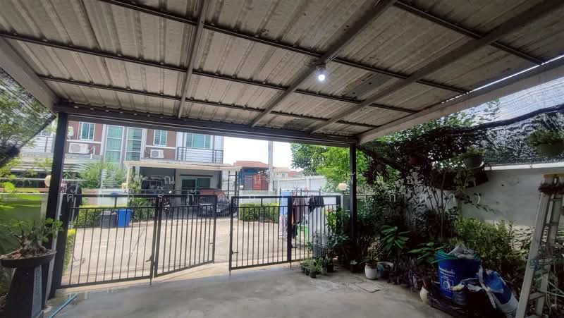 Lio Rattanathibet-Westgate, Nonthaburi, Soi Wat Sao Thong Hin, Sao Thong Hin, Bang Yai, Nonthaburi, 4 Bedrooms, 130 sqm, Townhouse For Sale, by คุณ กันต์ปพัทธ์ คัมภีร์ภัคภาค (กีต้า), 500354650 - DDproperty.com