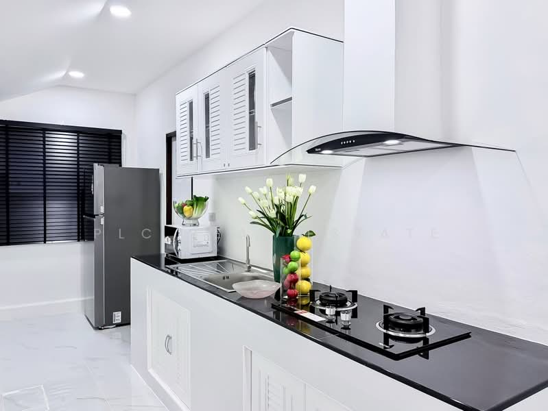 Semi-Detached House for Sale Khao Noi Pattaya, Chon Buri (Pattaya), Bang Lamung, Bang Lamung (Pattaya), Chon Buri (Pattaya), 2 Bedrooms, 148 sqm, Semi-Detached House (Twin House) For Sale, by PLC real estate, 500354679 - DDproperty.com
