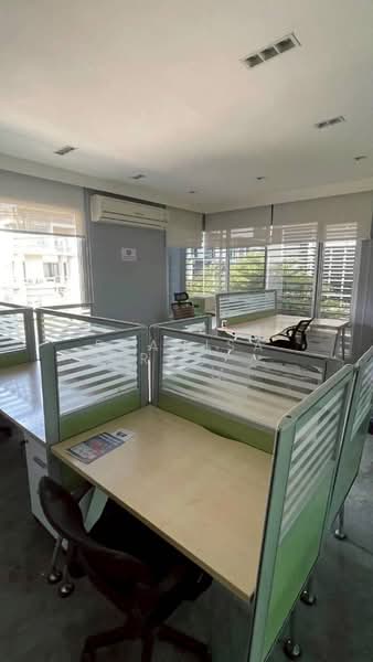 B-Square Rama 9 - Mengjai, Bangkok, Soi Sahakanpramoon, Wang Thonglang, Bangkok, 4 Bedrooms, 400 sqm, Townhouse For Rent, by Pranisa Jirathongpoon, 500354711 - DDproperty.com