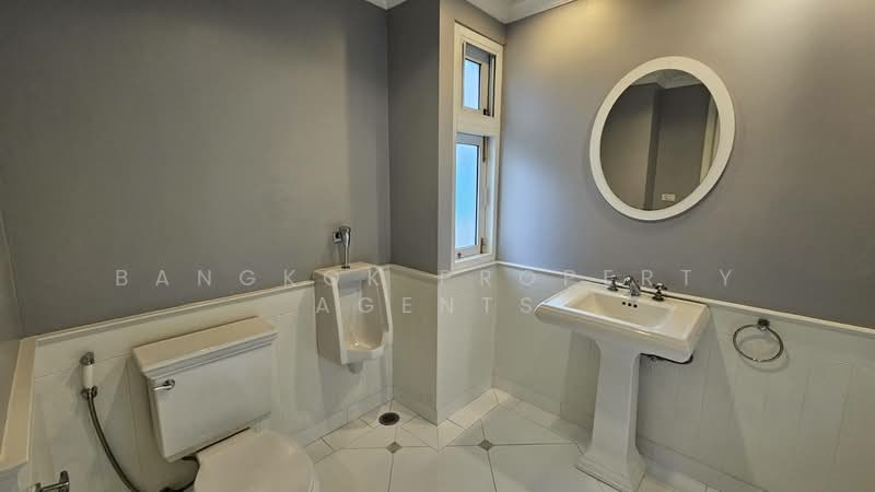 Dhani Residence, Bangkok, 1217/3 Soi Chumphon Sukhumvit Road, Khlong Tan Nua, Watthana, Bangkok, 3 Bedrooms, 330 sqm, Condo For Rent, by BANGKOK PROPERTY AGENTS, 500354722 - DDproperty.com