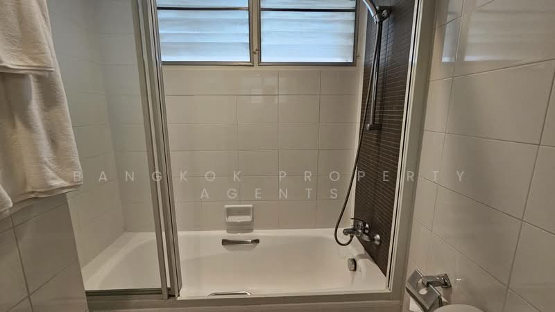 Kameo Court, Bangkok, 25 Sukhumvit 7 Alley, Khlongtoei Nua, Watthana, Bangkok, 4 Bedrooms, 313 sqm, Condo For Rent, by BANGKOK PROPERTY AGENTS, 500354733 - DDproperty.com