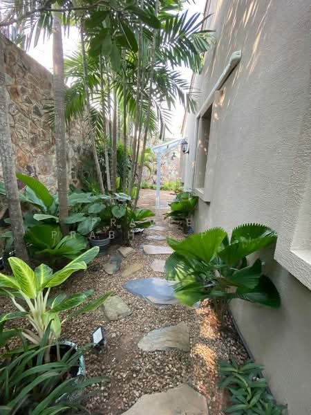 Silk Road Place, Chon Buri (Pattaya), Chaiyapruek 2 Road, Bang Lamung, Bang Lamung (Pattaya), Chon Buri (Pattaya), 3 Bedrooms, 452 sqm, Single Detached House For Sale, by Praveen Peter, 500354769 - DDproperty.com