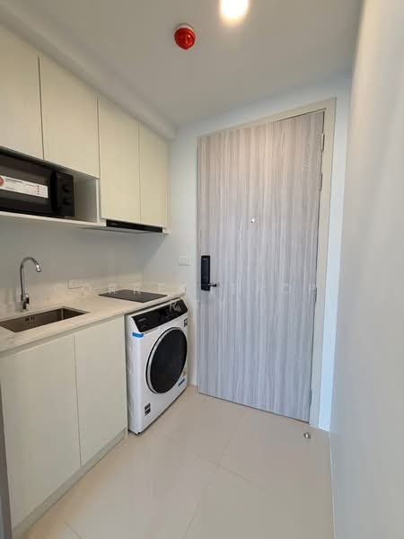 ESQUE Sukhumvit 101/1, Bangkok, Soi Wachiratham Sathit 25, Bang Chak, Phra Khanong, Bangkok, 1 Bedroom, 34 sqm, Condo For Rent, by CorrectProperty, 500354845 - DDproperty.com