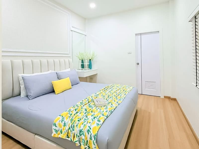 Renovated Townhouse for Sale Noen Plub Wan East Pattaya, Chon Buri (Pattaya), Bang Lamung, Bang Lamung (Pattaya), Chon Buri (Pattaya), 2 Bedrooms, 96 sqm, Townhouse For Sale, by PLC Real Estate, 500354852 - DDproperty.com