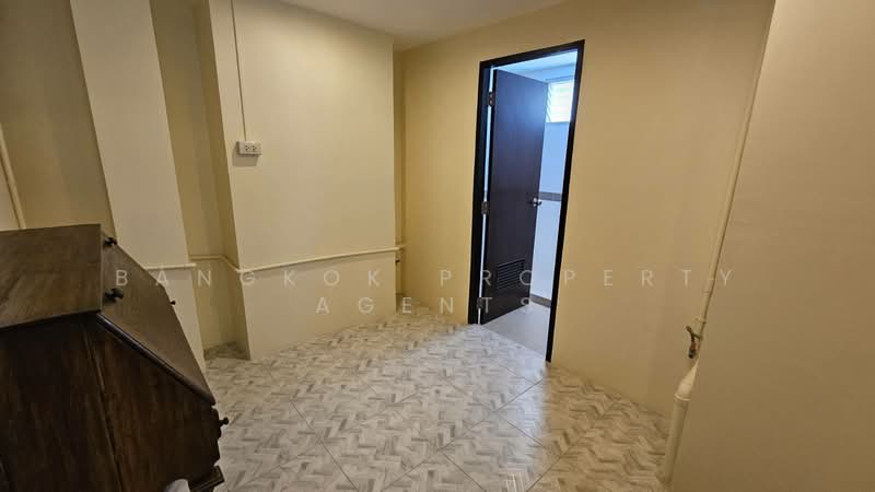 The Rajdamri, Bangkok, Ratchadamri Road, Lumphini, Pathum Wan, Bangkok, 3 Bedrooms, 250 sqm, Condo For Rent, by BANGKOK PROPERTY AGENTS, 500354856 - DDproperty.com