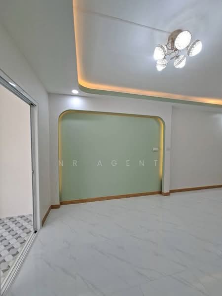 Pruksa 10, Nonthaburi, Bang Kruai - Sai Noi Road, Sai Noi, Nonthaburi, 3 Bedrooms, 96 sqm, Townhouse For Sale, by NR AGENT, 500354866 - DDproperty.com