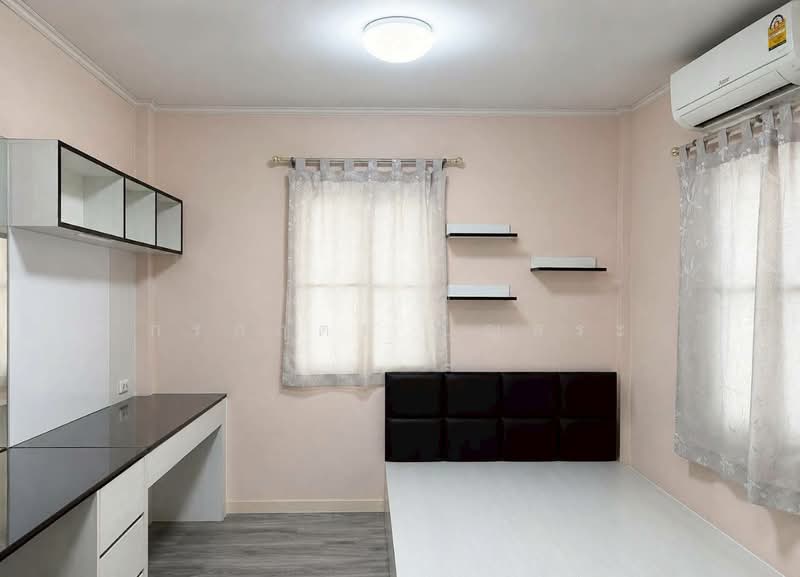 Vararom Prachauthit 98, Bangkok, Soi Pracha Uthit 98, Pracha Uthit Road, Thung Khru, Bangkok, 5 Bedrooms, 275 sqm, Single Detached House For Sale, by กรกฤตย์ บุญสระ, 500354870 - DDproperty.com