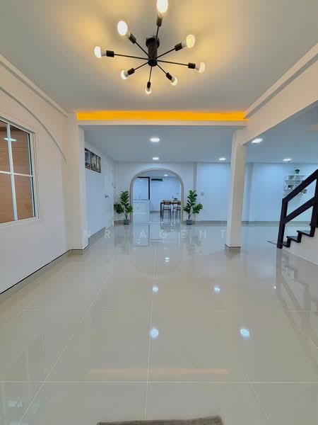 Mitpracha Villa Village, Nonthaburi, Soi Mitpracha, Bang Rak Pattana, Bang Bua Thong, Nonthaburi, 5 Bedrooms, 170 sqm, Single Detached House For Sale, by NR AGENT, 500354903 - DDproperty.com