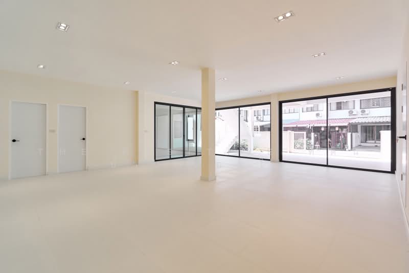 The Home Office Chiang Mai, behind Big C Mae Hia, Chiang Mai, Pa Daet, Muang Chiang Mai, Chiang Mai, 3 Bedrooms, 377 sqm, Single Detached House For Sale, by The Positive ที่ดิน บ้าน คอนโด, 500354918 - DDproperty.com