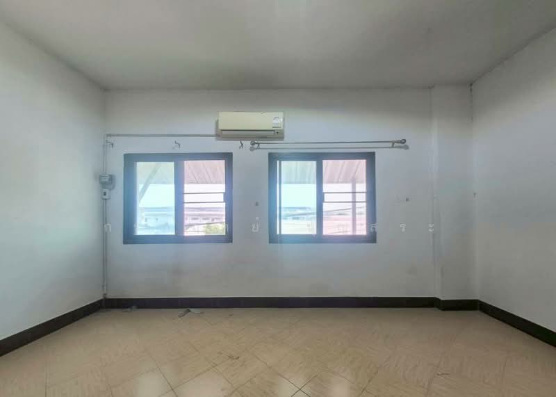 Krisana Village : หมู่บ้านกฤษณา, Samut Prakan, กิ่งแก้ว 14/1, Rachathewa, Bang Plee, Samut Prakan, 4 Bedrooms, 210 sqm, Townhouse For Sale, by กรกฤตย์ บุญสระ, 500354936 - DDproperty.com
