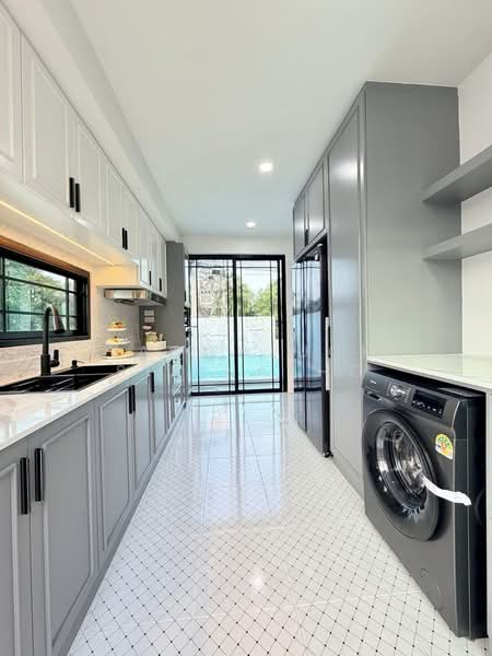Pool Villa Pattaya, Chon Buri (Pattaya), Nong Pru, Bang Lamung (Pattaya), Chon Buri (Pattaya), 3 Bedrooms, 216 sqm, Villa For Sale, by Yaowaluck Sirinapho, 500354939 - DDproperty.com