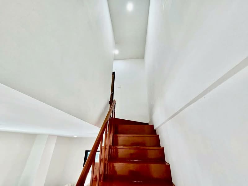 หมู่บ้านศิรินเทพ2 ถ.รามคำแหง 106 เขตสะพานสูง, กรุงเทพ, รามคำแหง106, สะพานสูง, กรุงเทพ, 80 ตร.ม., ทาวน์เฮ้าส์ ขาย, โดย นภัสศรณ์ วงศ์สินไทยกร (นันท์), 500354987 - DDproperty.com
