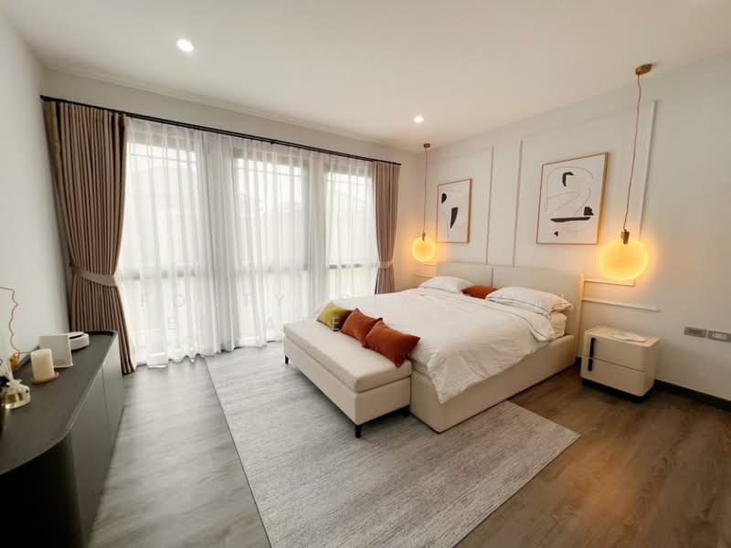 Baan Klang Muang Sukhumvit 77, Bangkok, Soi On Nut 17, Suan Luang, Bangkok, 3 Bedrooms, 228 sqm, Townhouse For Rent, by Forty-Six Real Estate Group, 500355037 - DDproperty.com