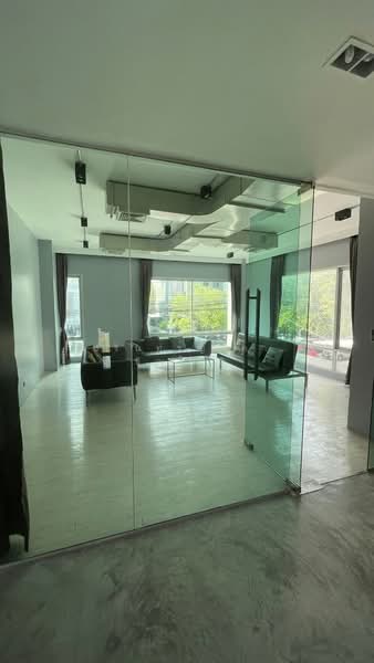 B-Square Rama 9 - Mengjai, Bangkok, Soi Sahakanpramoon, Wang Thonglang, Bangkok, 4 Bedrooms, 400 sqm, Townhouse For Rent, by ปรินทร์ญาดา ชิณโชติ, 500355092 - DDproperty.com