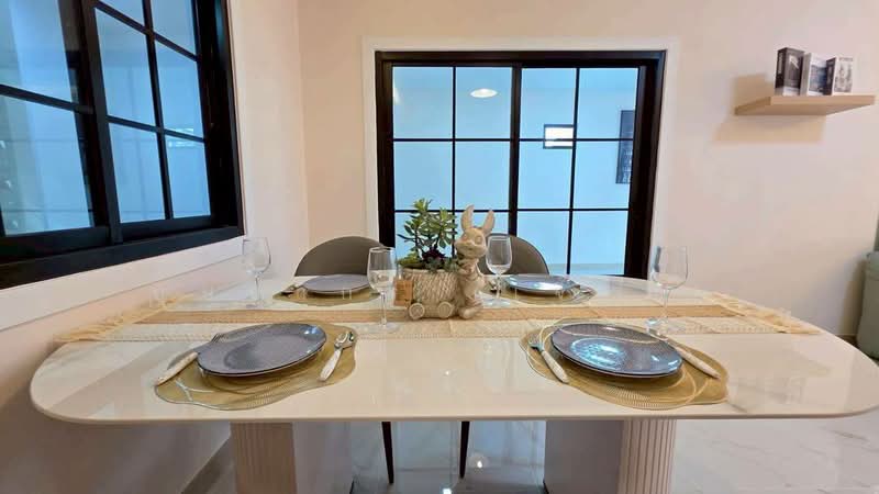 Pruksa Ville 33 Pinklao-Wongwaen 2, Nonthaburi, Kanchanapisek Road (Soi Wat Som Kliang-Wat Phraek), Plai Bang, Bang Kruai, Nonthaburi, 4 Bedrooms, 130 sqm, Townhouse For Sale, by บุษบากร (เจี๊ยบ), 500355100 - DDproperty.com