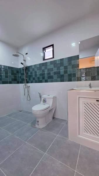 Pruksa Ville 33 Pinklao-Wongwaen 2, Nonthaburi, Kanchanapisek Road (Soi Wat Som Kliang-Wat Phraek), Plai Bang, Bang Kruai, Nonthaburi, 4 Bedrooms, 130 sqm, Townhouse For Sale, by บุษบากร (เจี๊ยบ), 500355100 - DDproperty.com