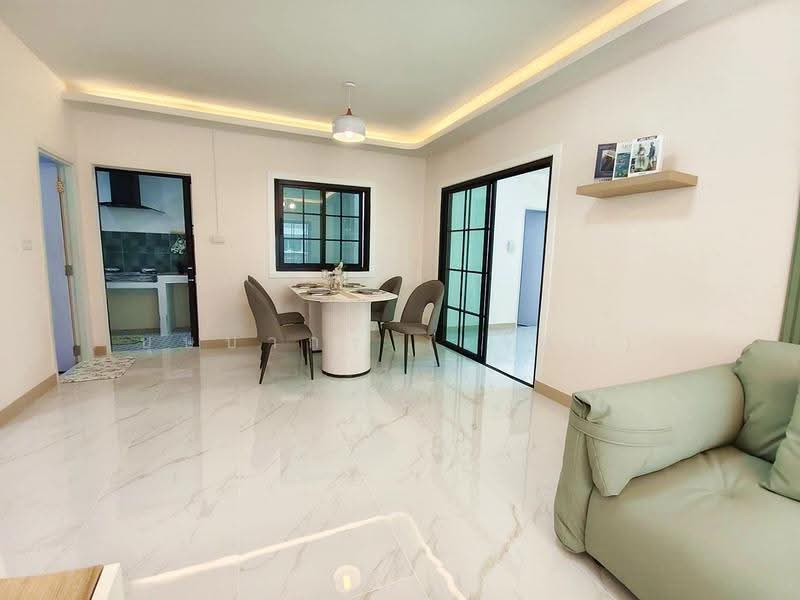 Pruksa Ville 33 Pinklao-Wongwaen 2, Nonthaburi, Kanchanapisek Road (Soi Wat Som Kliang-Wat Phraek), Plai Bang, Bang Kruai, Nonthaburi, 4 Bedrooms, 130 sqm, Townhouse For Sale, by บุษบากร (เจี๊ยบ), 500355100 - DDproperty.com