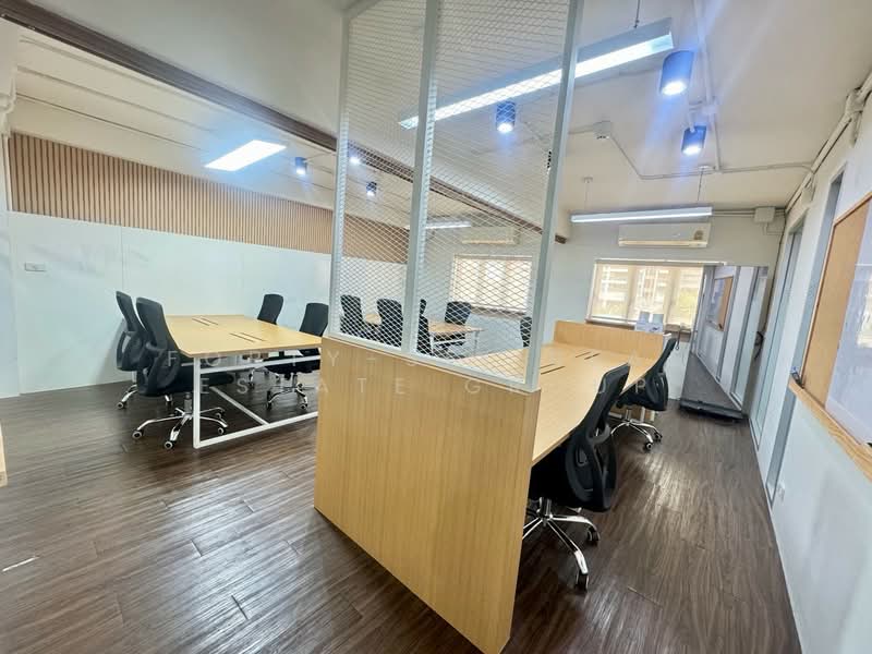 สำนักงานให้เช่า สีลม สาทร, Bangkok, ปั้น-สีลม, Silom, Bang Rak, Bangkok, , 80 sqm, Office Space For Rent, by Forty-Six Real Estate Group, 500355160 - DDproperty.com