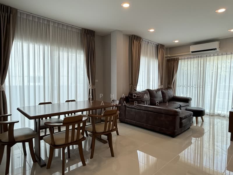 Centro Bangna-Srinakarin, Samut Prakan, Bang Kaeo, Bang Plee, Samut Prakan, 4 Bedrooms, 173 sqm, Single Detached House For Sale, by Paphada Rattanaburi, 500355182 - DDproperty.com