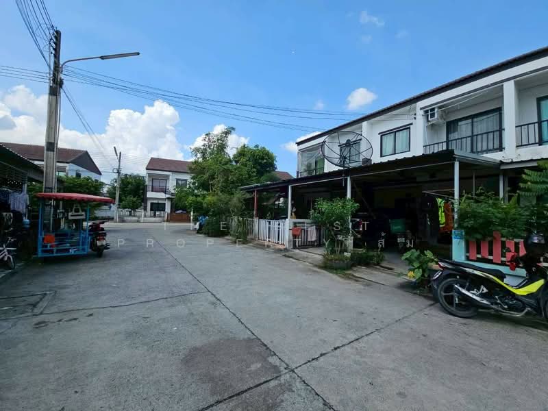 พานาวิว 5, Chon Buri (Pattaya), Sanak Bok, Muang Chon Buri, Chon Buri (Pattaya), 3 Bedrooms, 110 sqm, Townhouse For Sale, by The Best Property ส้ม, 500355195 - DDproperty.com