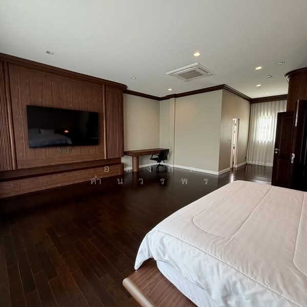 Grand Bangkok Boulevard Krungthepkritha, Bangkok, Srinakarin-Romklao Road, Khlong Sam Prawet, Lat Krabang, Bangkok, 3 Bedrooms, 447 sqm, Single Detached House For Sale, by อลงกต คำนวรพร, 500355208 - DDproperty.com