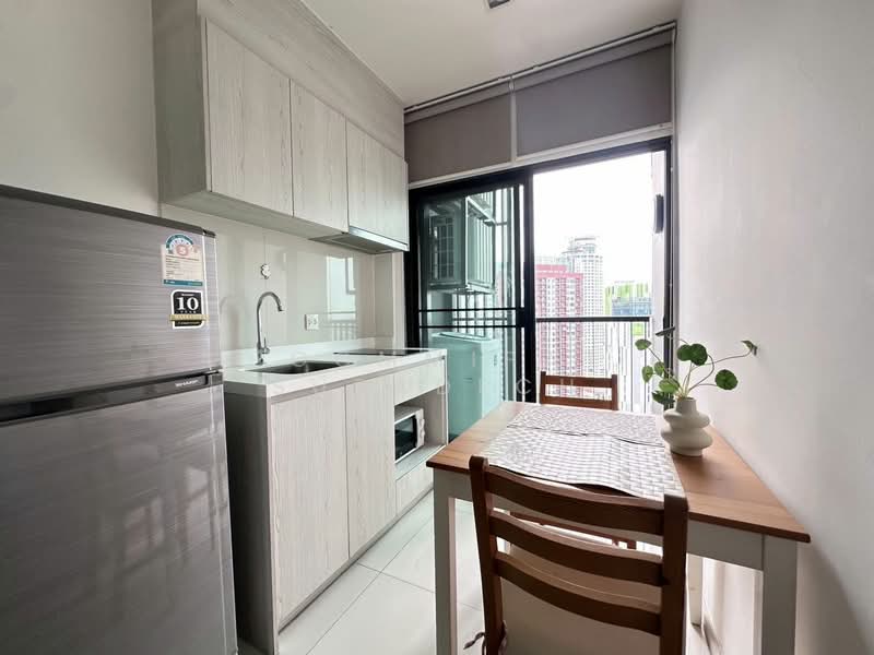 Life Sukhumvit 48, Bangkok, Soi Sukhumvit 48, Phra Kanong, Khlong Toei, Bangkok, 1 Bedroom, 30 sqm, Condo For Rent, by Poommipat Suradech, 500355237 - DDproperty.com