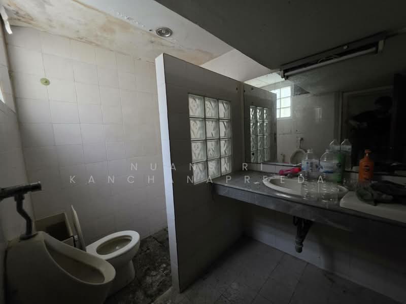 Preecha3, Bangkok, Phatthanakan, Suan Luang, Bangkok, 3 Bedrooms, 120 sqm, Townhouse For Sale, by Nuansiri Kanchanapreeda, 500355256 - DDproperty.com