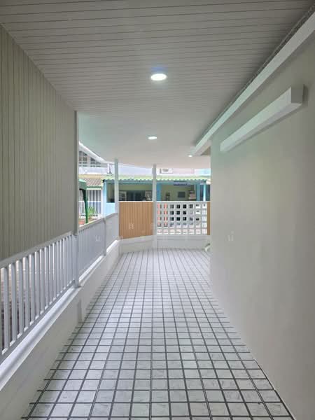 Baan Pruksa 3 Soi Watlatpladuk, Nonthaburi, Bang Khu Rat, Bang Bua Thong, Nonthaburi, 3 Bedrooms, 125 sqm, Townhouse For Sale, by วัลลภา จันทร์ชิรัตน์, 500355307 - DDproperty.com