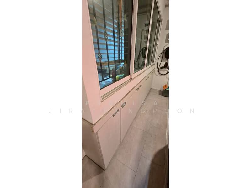 Baan Klang Muang Mengjai Ratchada 2, Bangkok, Soi Sahakanpramoon, Wang Thonglang, Bangkok, 3 Bedrooms, 200 sqm, Townhouse For Rent, by Pranisa Jirathongpoon, 500355315 - DDproperty.com