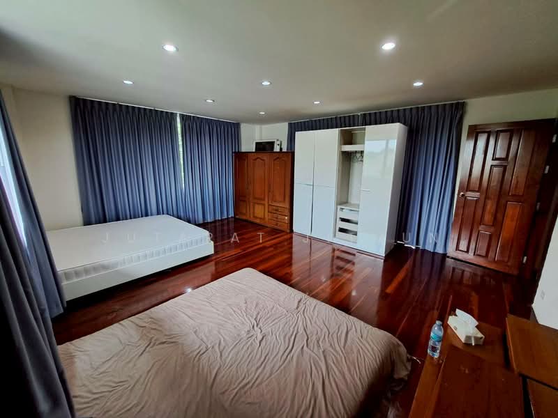 บ้านเดี่ยว ซอยรามอินทรา 5, Bangkok, Anusaowari, Bang Khen, Bangkok, 5 Bedrooms, 800 sqm, Single Detached House For Sale, by Jutarat Jitmun, 500355331 - DDproperty.com