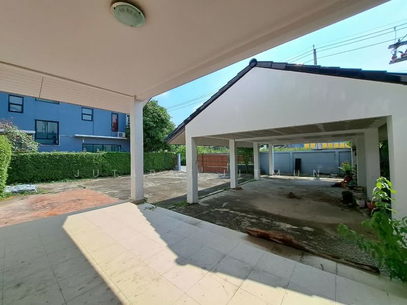 บ้านเดี่ยว ซอยรามอินทรา 5, Bangkok, Anusaowari, Bang Khen, Bangkok, 5 Bedrooms, 800 sqm, Single Detached House For Sale, by Jutarat Jitmun, 500355331 - DDproperty.com