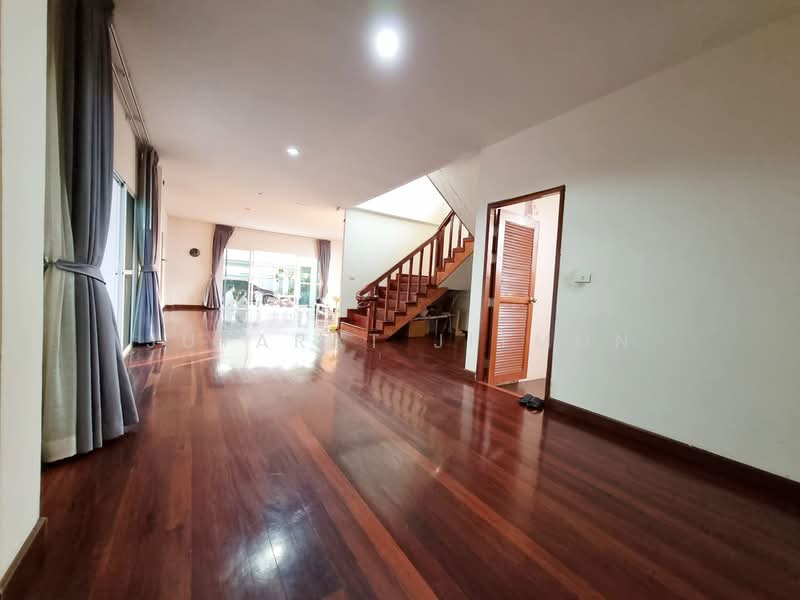 บ้านเดี่ยว ซอยรามอินทรา 5, Bangkok, Anusaowari, Bang Khen, Bangkok, 5 Bedrooms, 800 sqm, Single Detached House For Rent, by Jutarat Jitmun, 500355335 - DDproperty.com