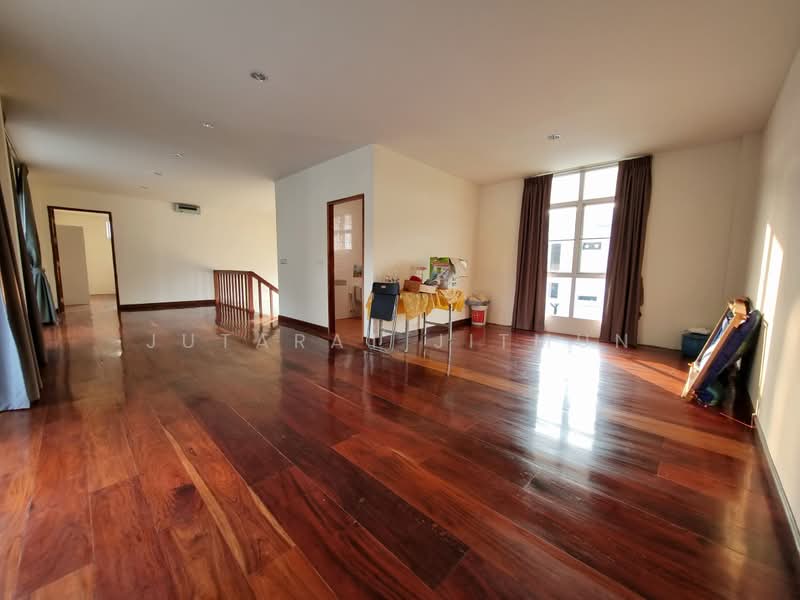 บ้านเดี่ยว ซอยรามอินทรา 5, Bangkok, Anusaowari, Bang Khen, Bangkok, 5 Bedrooms, 800 sqm, Single Detached House For Rent, by Jutarat Jitmun, 500355335 - DDproperty.com