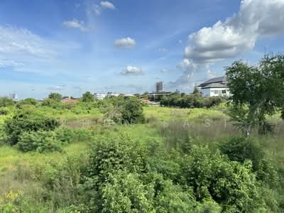 ขาย - ที่ดินเลียบทางด่วนเอกมัย-รามอินทรา, กรุงเทพ